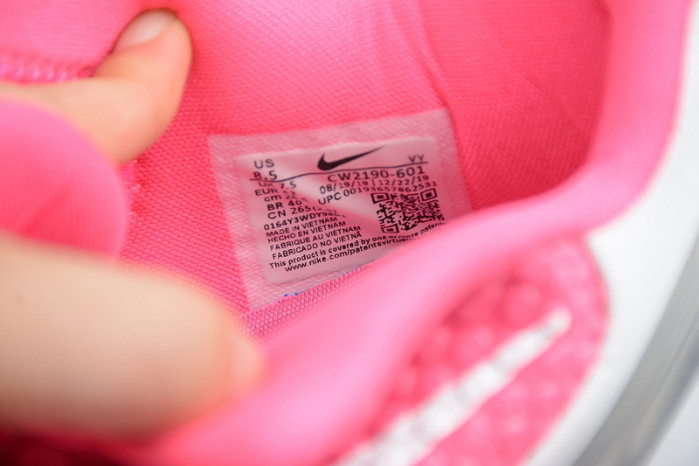 nike zoom kobe 6 “think pink” cw2190-601