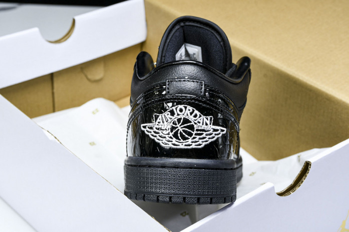 air jordan 1 low “black croc” hj7743-010