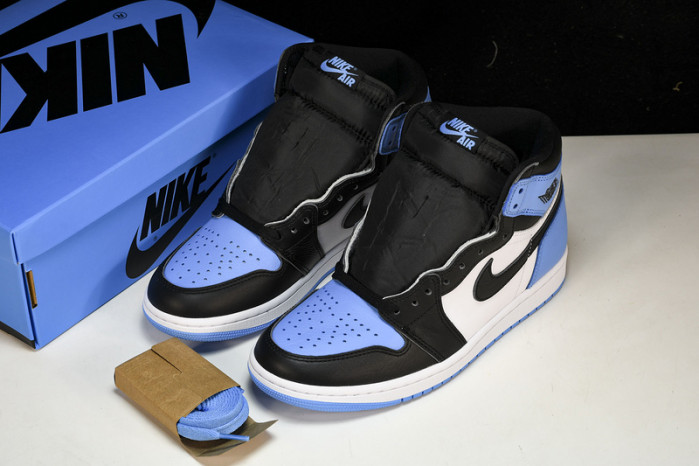 air jordan 1 retro high og "university blue" dz5485-400