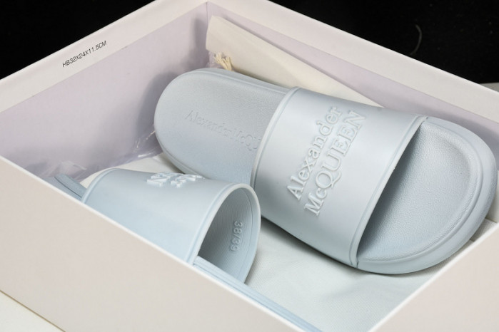 M*Q*en slide cophsoe mqs-02