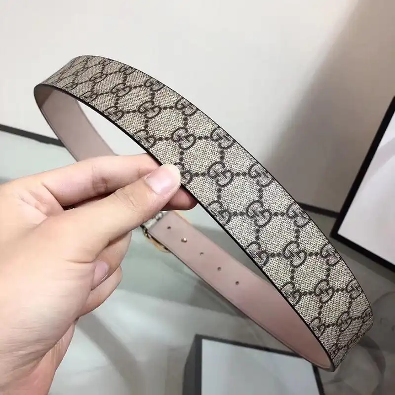 G*u*i s belte 1905bl0255