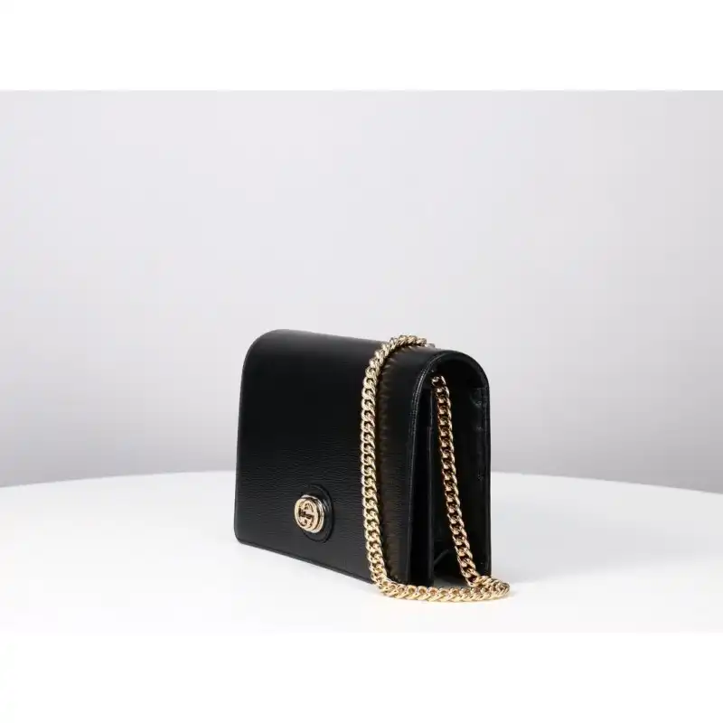 G*u*i bags 19b57b0019