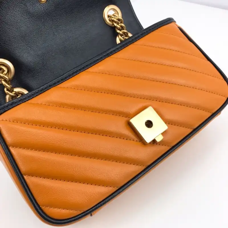 G*u*i bags 19b57g0015