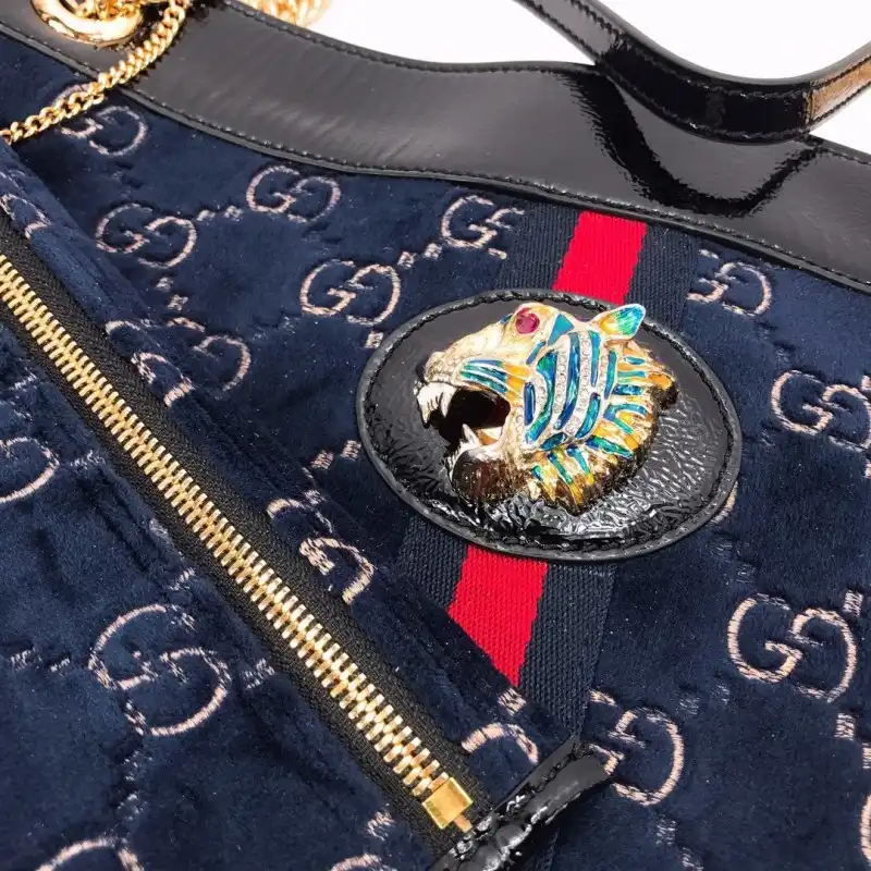 G*u*i bags 19b57g0031