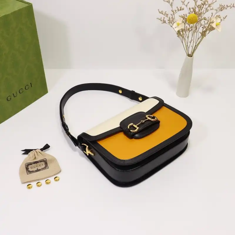 G*u*i bags 2107ya0109