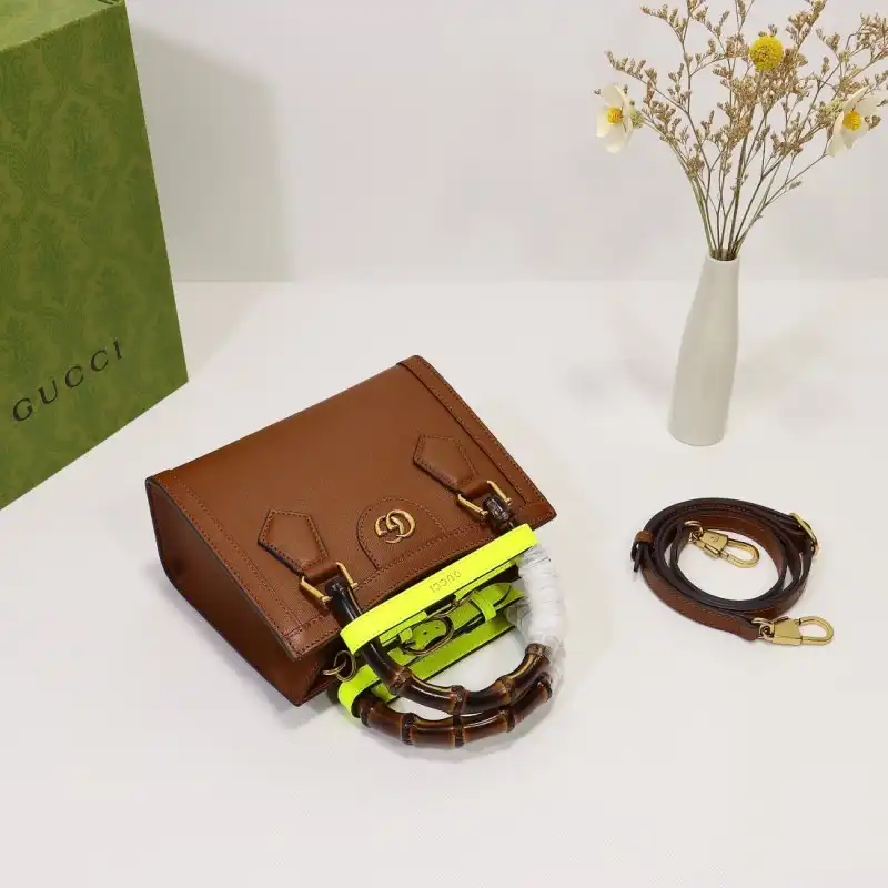 G*u*i s bags 2108dj0077