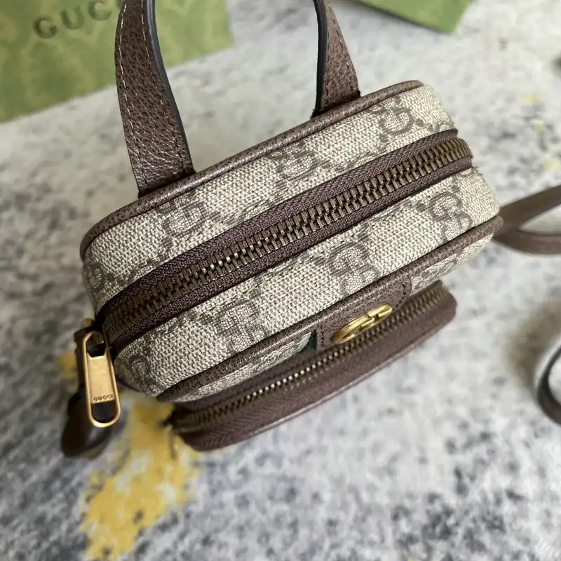 G*u*i bag 2201dj0044