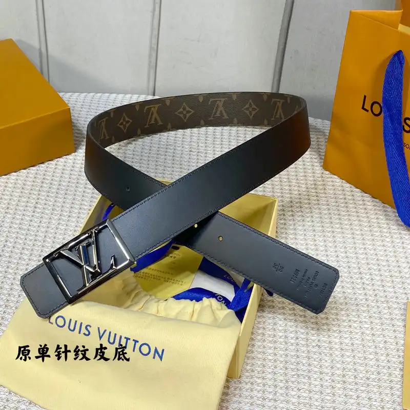 LV Belts 2201XA0085