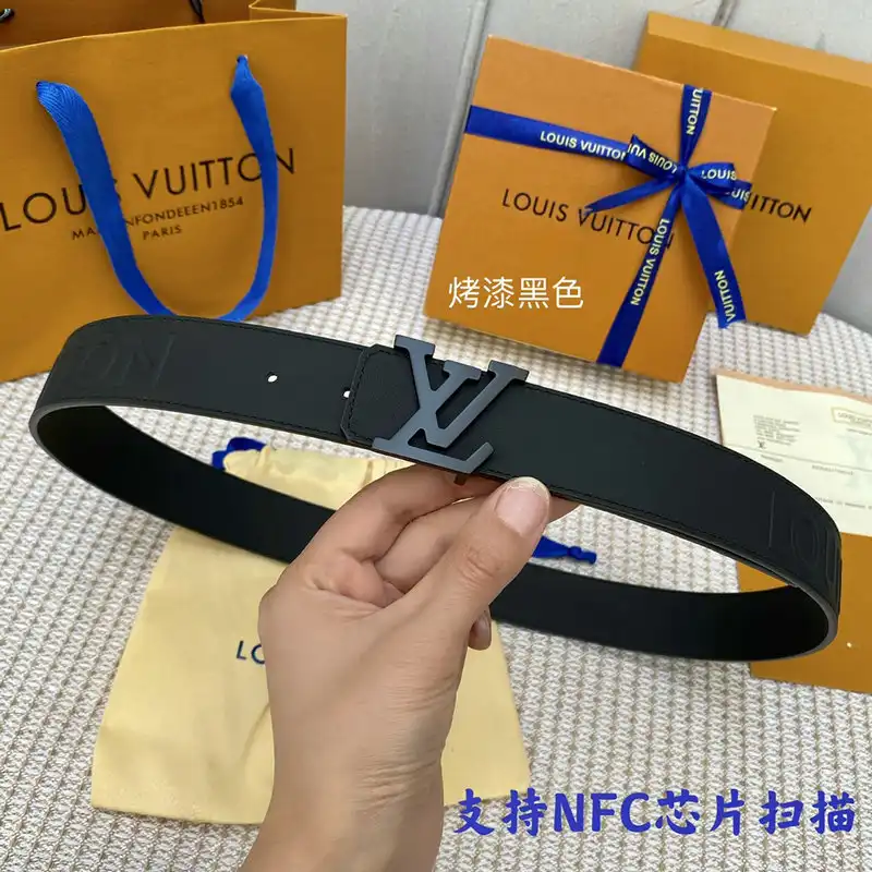LV Belts 2204XA0140
