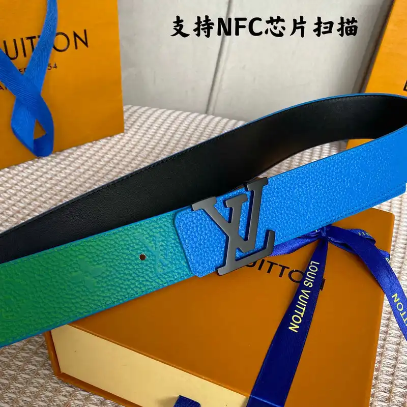 LV Belts 2204XF0007