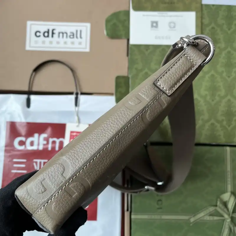 G*u*i bag 2306ya0043