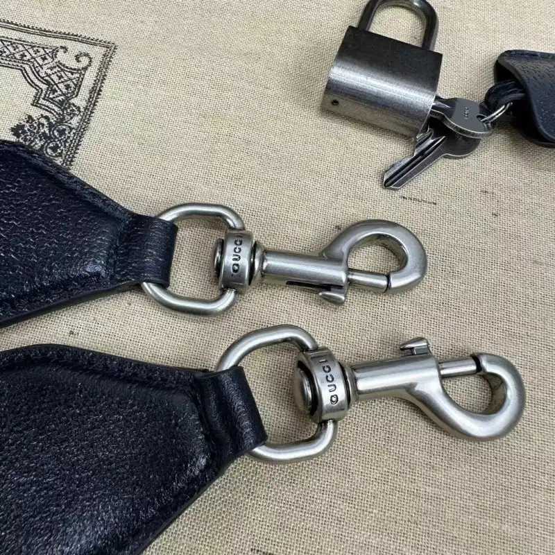 G*u*i bag 2405ht0004