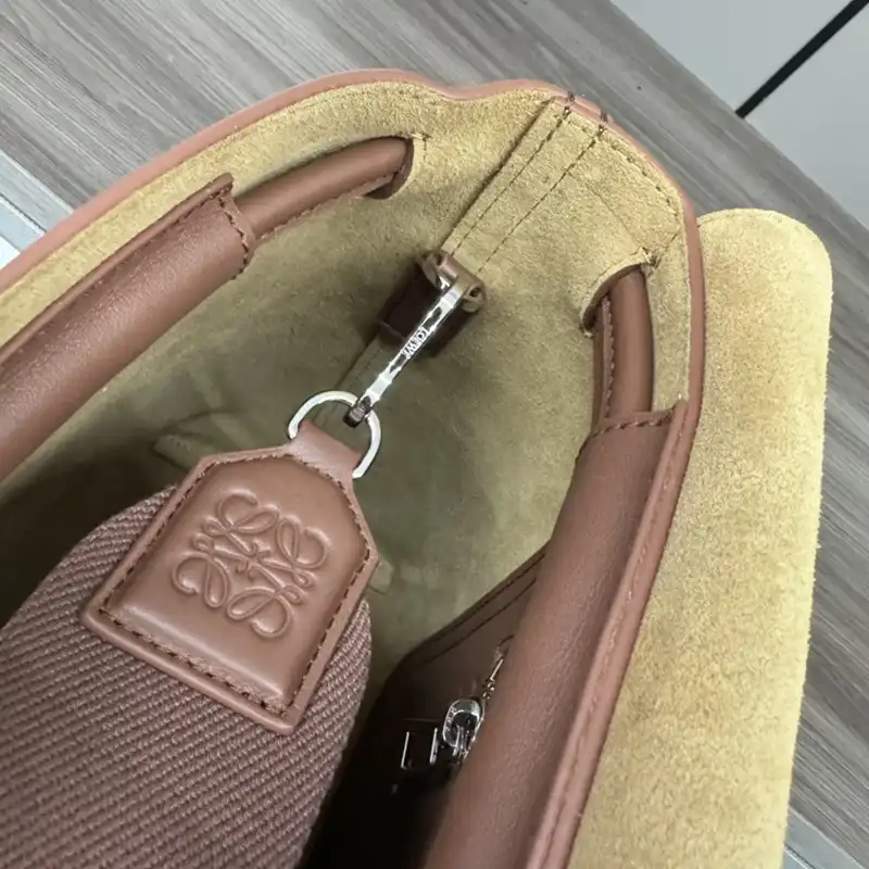 Loewe Bags 2410YA0150