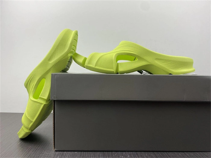 HighPerformance BLCG SLIPPERS 5586