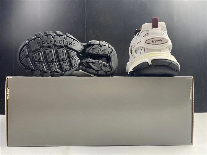 BLCG TRACK SNEAKER 542023 W3AC1 WrinkleFree 4536