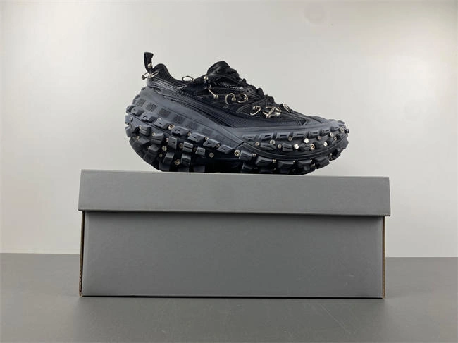 Balenciaga 685611-W2RAG TopPick 4305