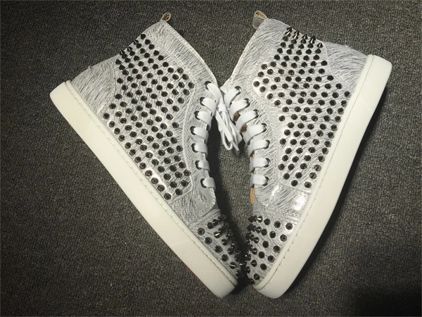 Christian Louboutin Sleek 2676