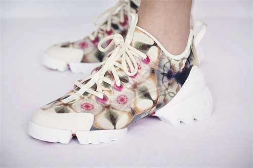 DR Sneaker Durable 1203