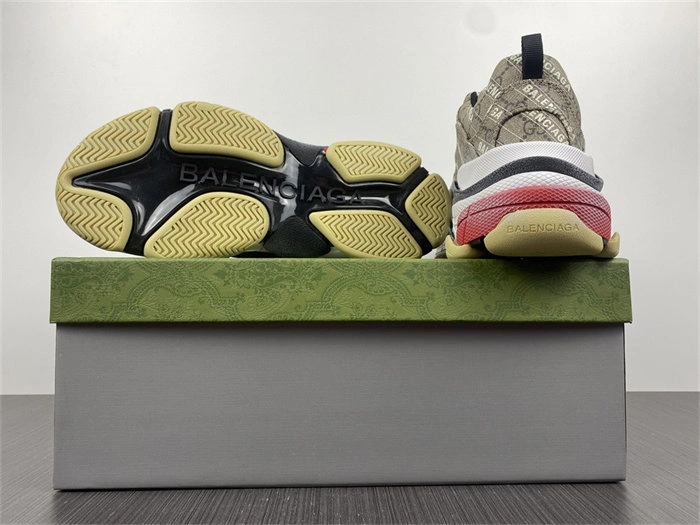 Gocci x BLCG The Hacker Project Triple S Beige 681066 ULZ10 Lightweight 4429