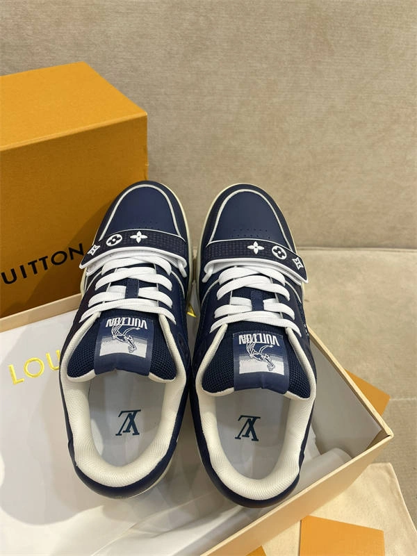 WaterResistant LV 1820