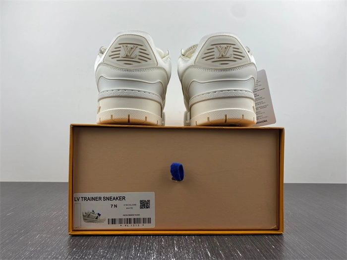 WaterResistant Luis Vitton LV Trainer Maxi White 1AB8RN 1709