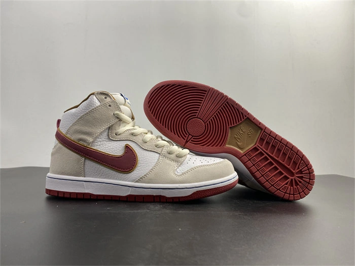 RelaxedFit Nike SB Dunk High Sail  Crimson CV9499- 4860