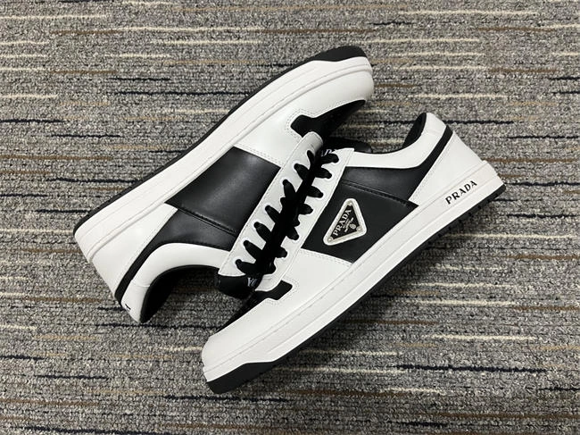 Prada Leather Sneaker Fashionable 3307